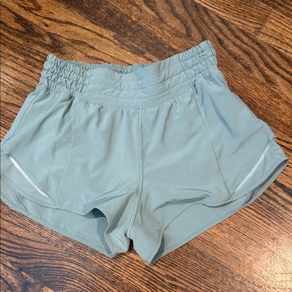 Lululemon Hotty hot shorts size 4
